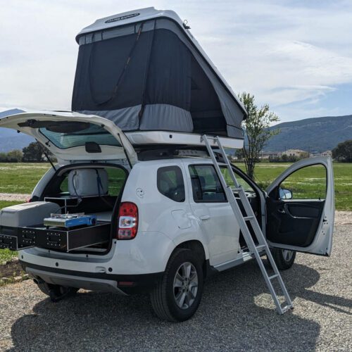 Rooftop tent Duster Renault Peru
